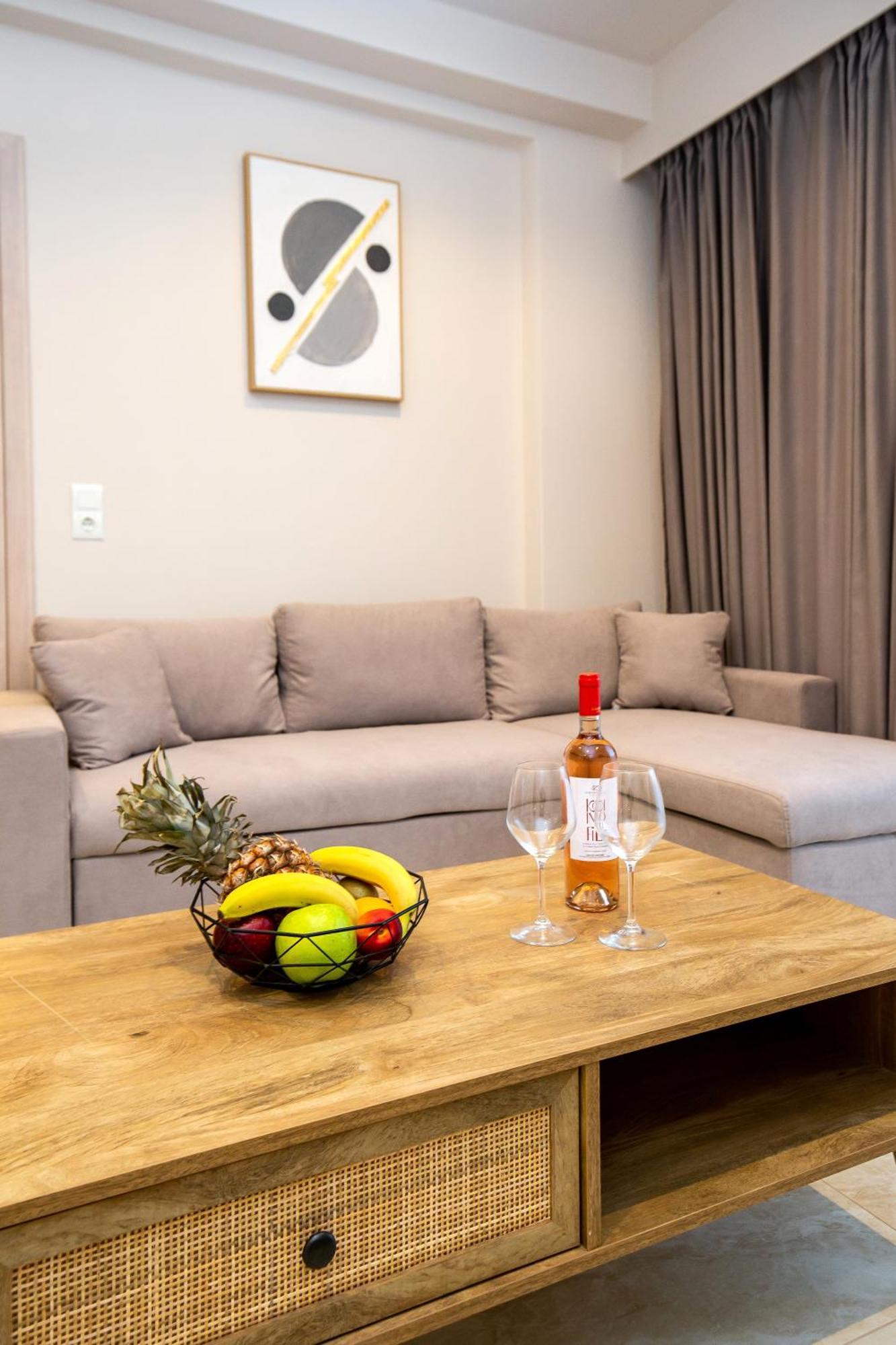 Diamela Apartments يميناريا المظهر الخارجي الصورة