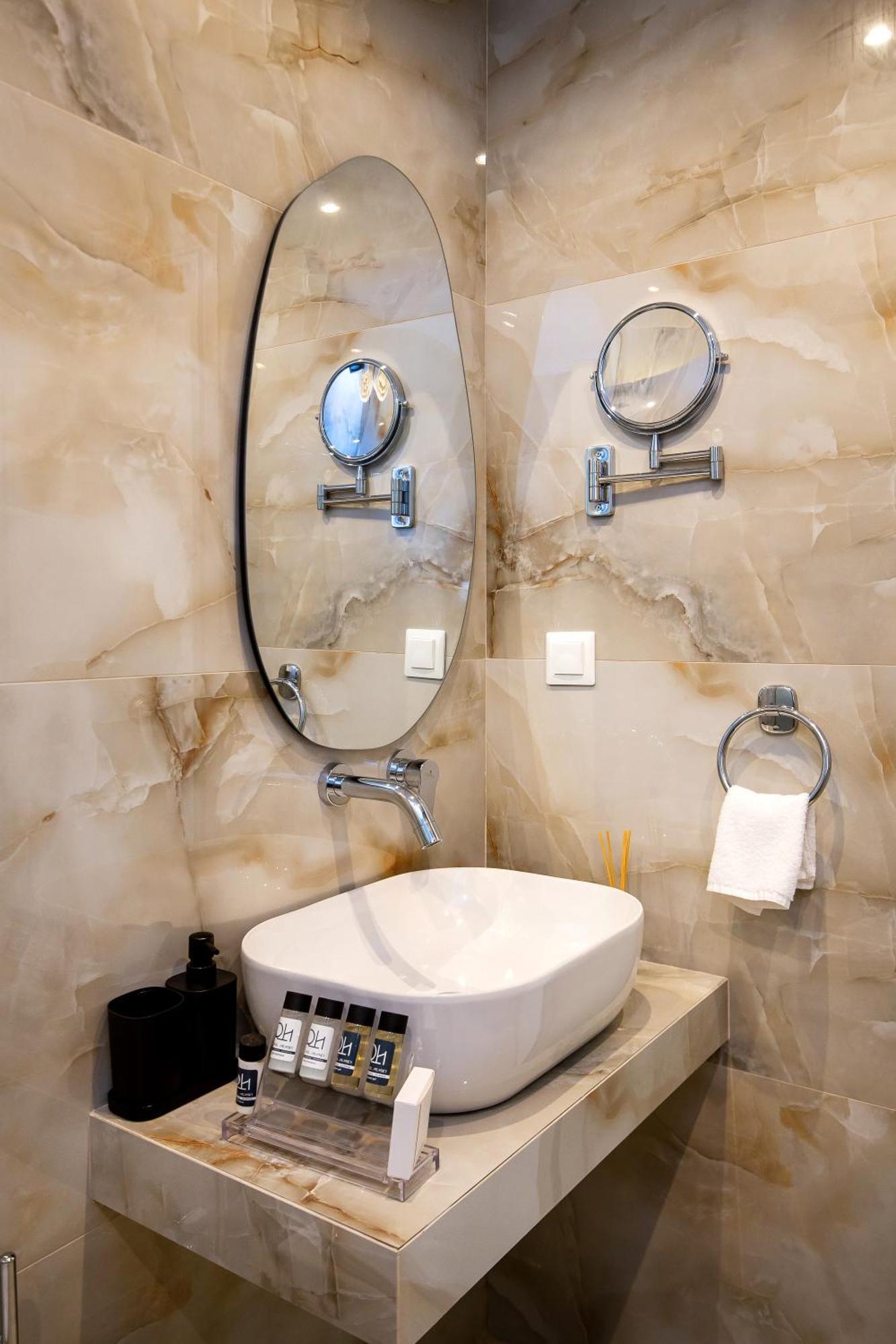 Diamela Apartments يميناريا المظهر الخارجي الصورة