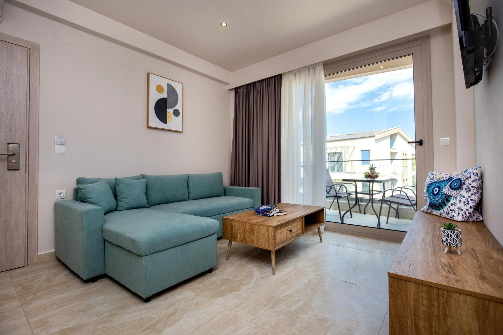 Diamela Apartments يميناريا المظهر الخارجي الصورة